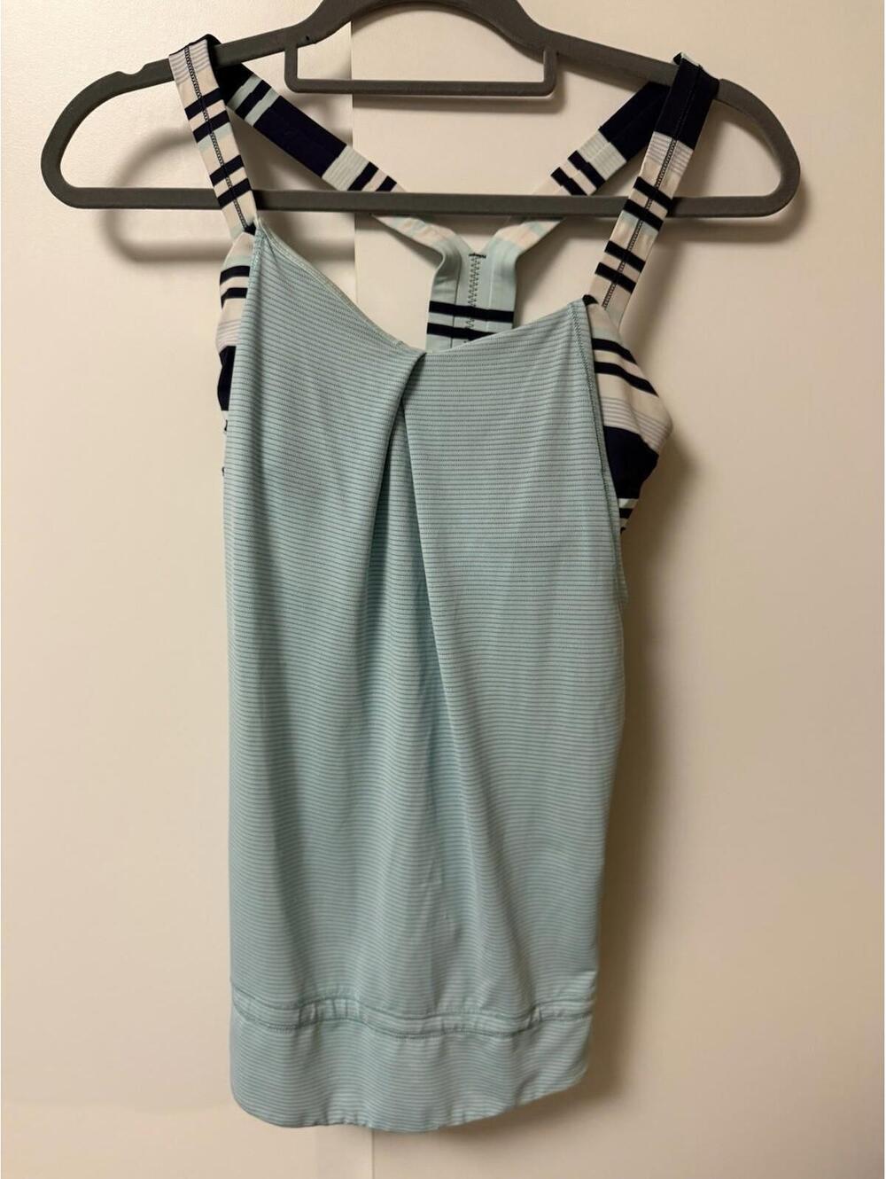 Lululemon Rest Less Tank Top Blue Built In Bra Sz 4 Aquamarine nautical coastal